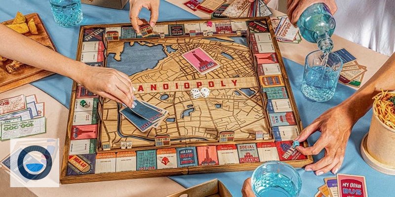 game board - Nhóm bạn thích cạnh tranh game board - Nhóm bạn thích cạnh tranh