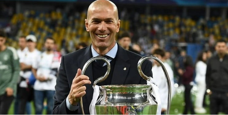 Zinedine Zidane luôn biết cách thu phục lòng người khéo léo